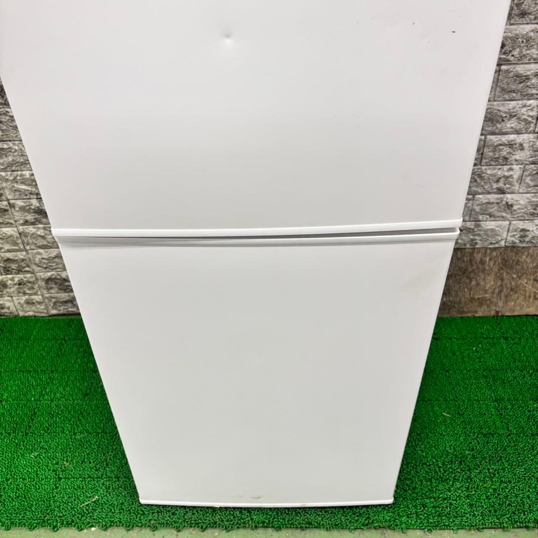 398 冷蔵庫　小型　一人暮らし　保証込　2024年製　大人気　格安　洗濯機も有