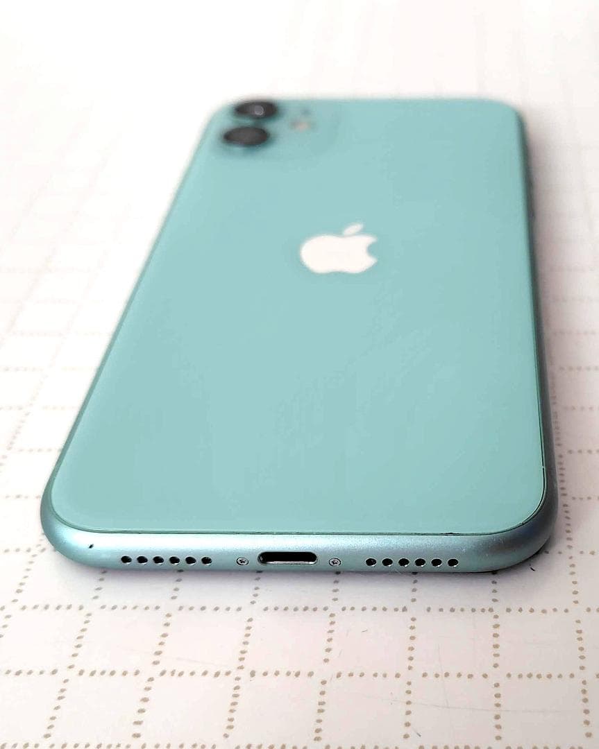 iPhone11 グリーン64GB 本体・ケース・ライトニングケーブル