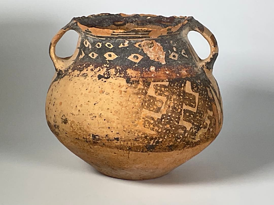 バンチェン土器　彩陶双耳壺　タイ古陶磁　発掘　幾何学　アンダーソン　高さ14cm