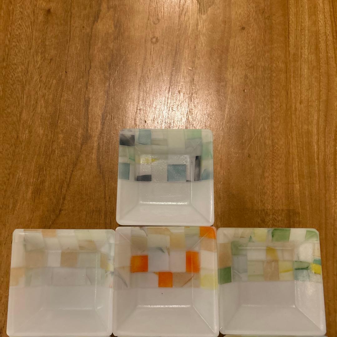 藤本咲　乳白パッチワークガラス皿　10枚