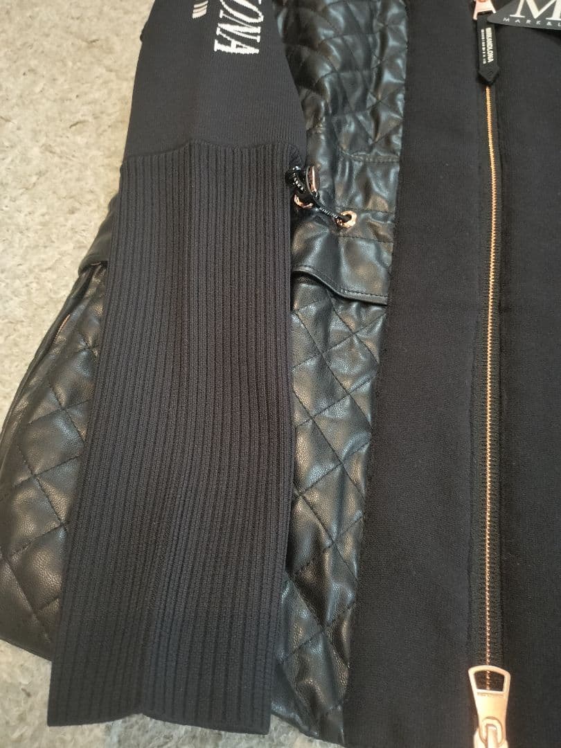 【新品タグ付き】マークアンドロナ♥️ジャケット