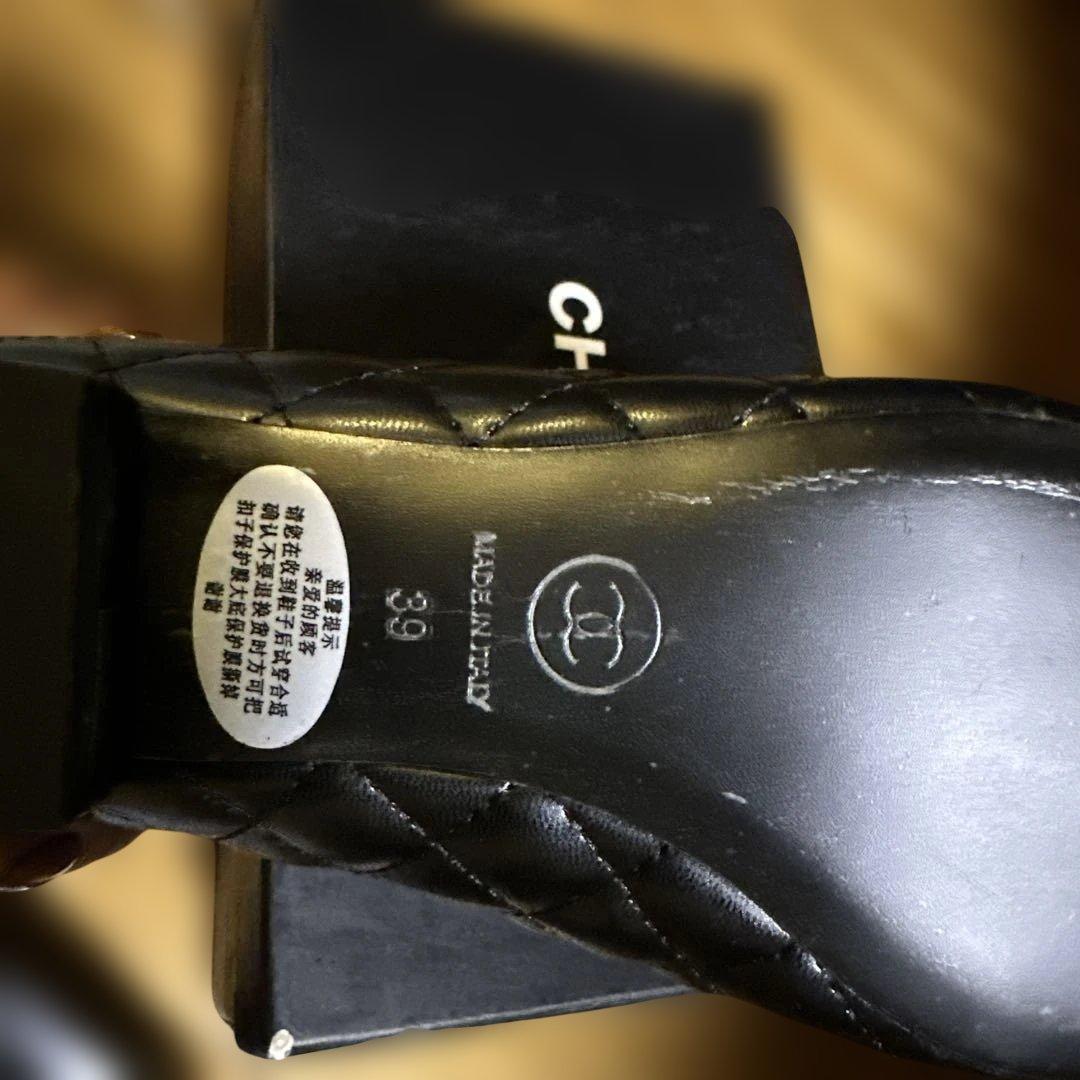 新品、未使用CHANEL ブラック フラットシューズ 39