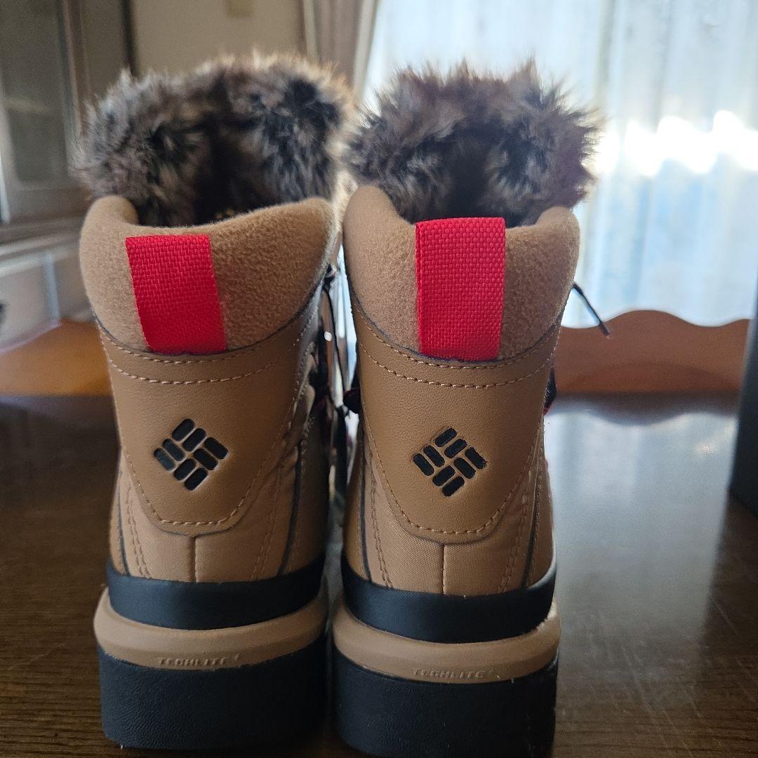 Columbia ブーツ　新品