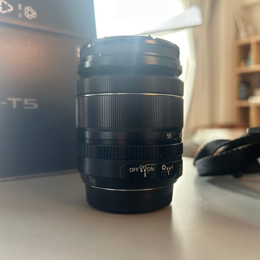 ひろ　FUJIFILM X-T5 ミラーレス一眼 x XF18-55