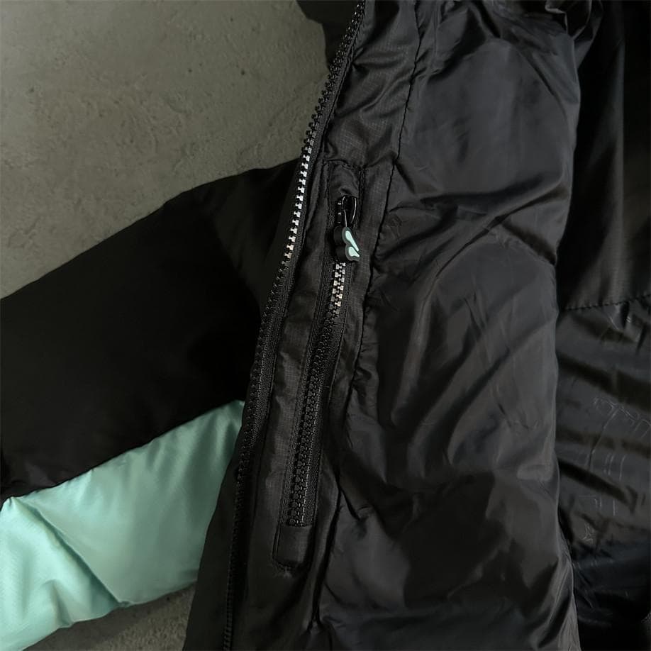 SYNA ブラック × ミントグリーン ダウンジャケット ストリートウェア M