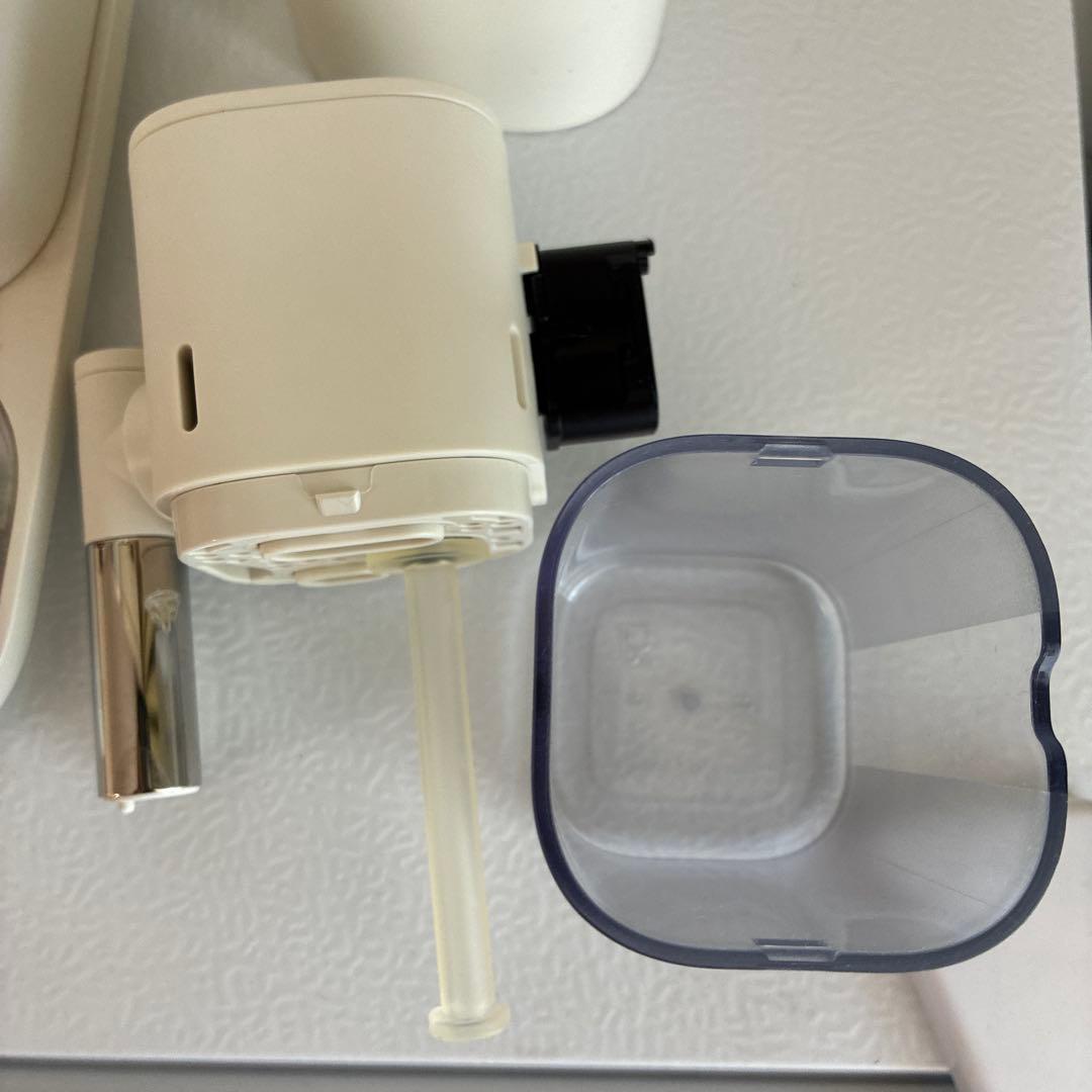 ネスプレッソ ラティシマ ワン プラス F121 2021年製