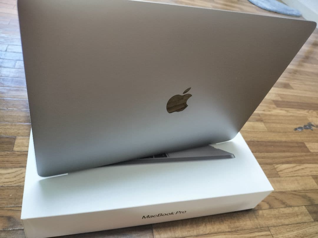 MacBookPro 2020 13インチ メモリ16GB