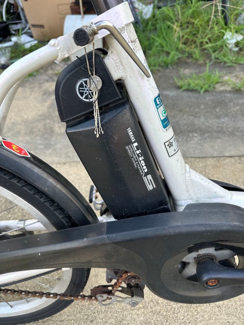 引き取り限定！ヤマハ電動アシスト自転車 パス！ホワイト・バッテリー２個