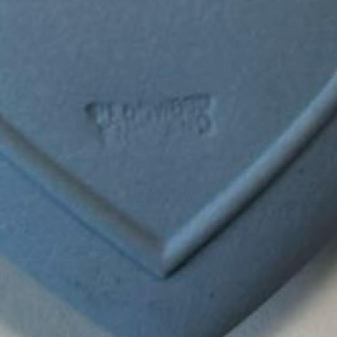 英国ヴィンテージ ウェッジウッド ジャスパーウェア製 ハート型パフュームボトル