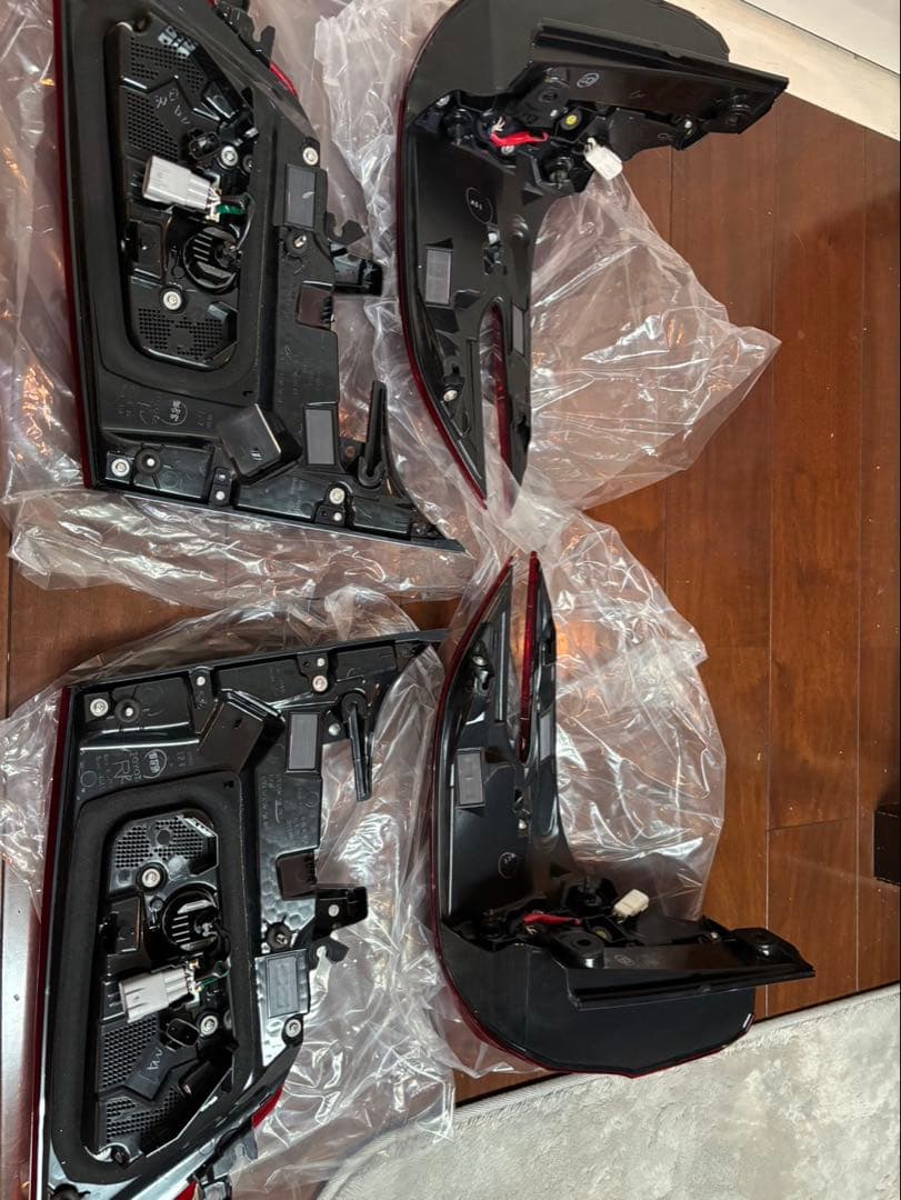 30系後期アルファード　SCパケ　シーケンシャルテールランプ左右セット