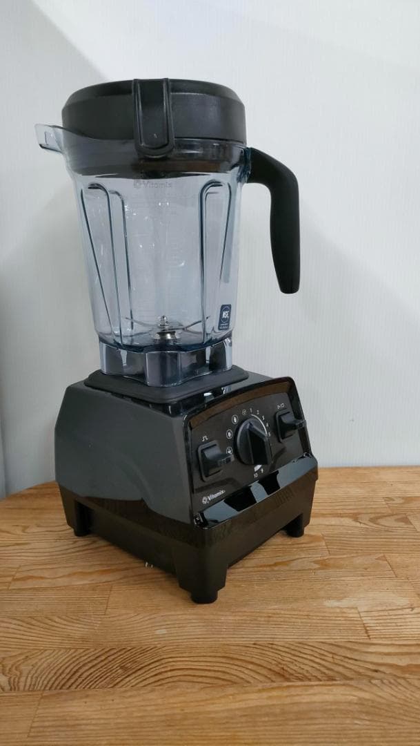 【美品】バイタミックス　E520　ブラック　保証書あり　1629