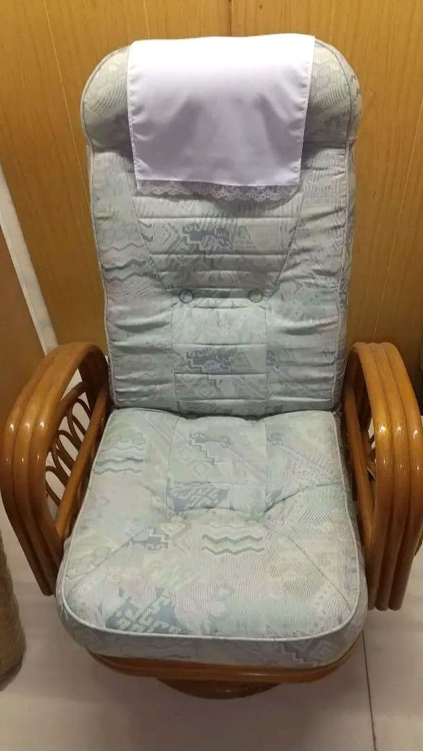 【新品】3段リクライニング機能付回転椅子