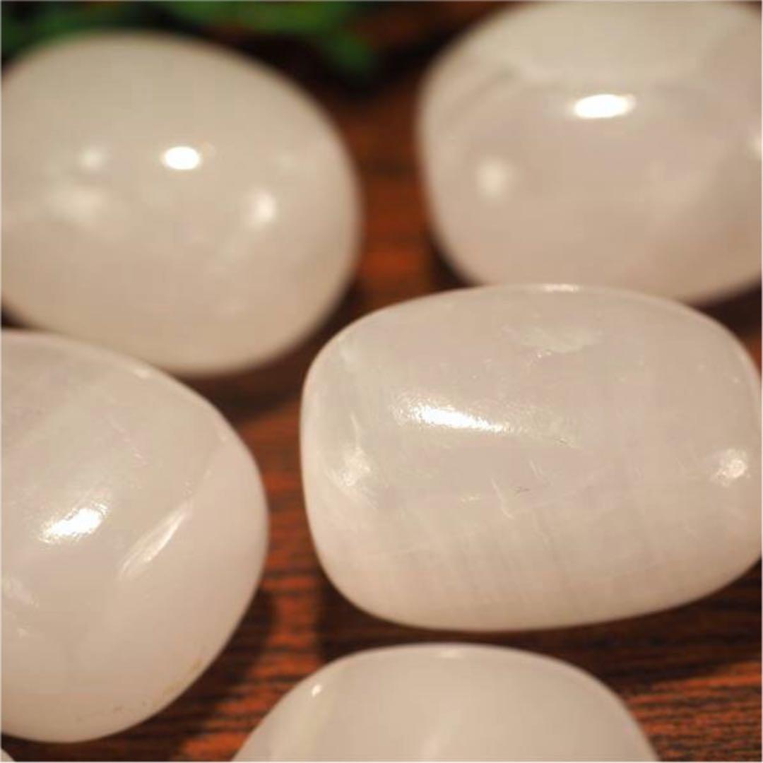 ★特別ご提供★ 愛する能力を高める♡【マンガノカルサイト『方解石』タンブル】❤️