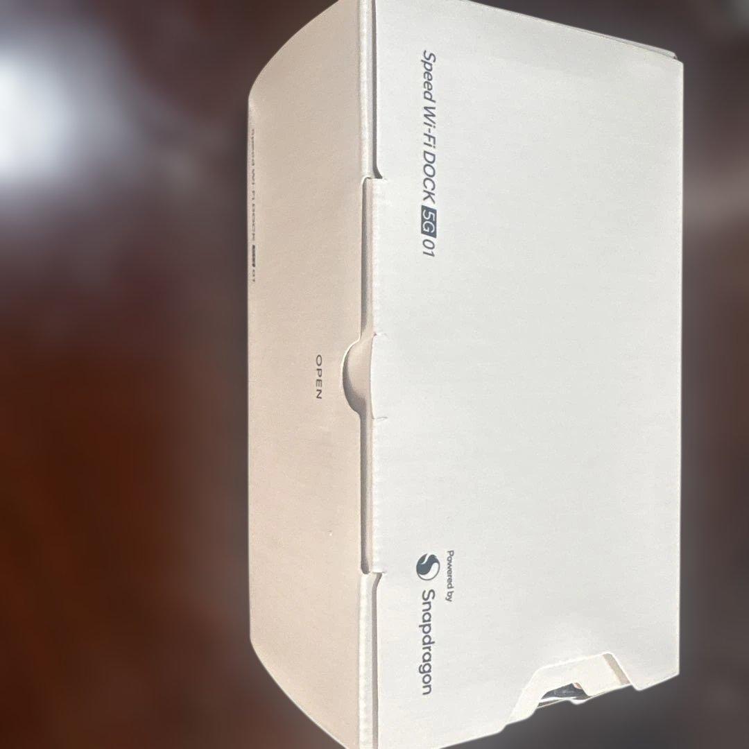 Speed Wi-Fi DOCK 5G SIMフリーモバイルルーター