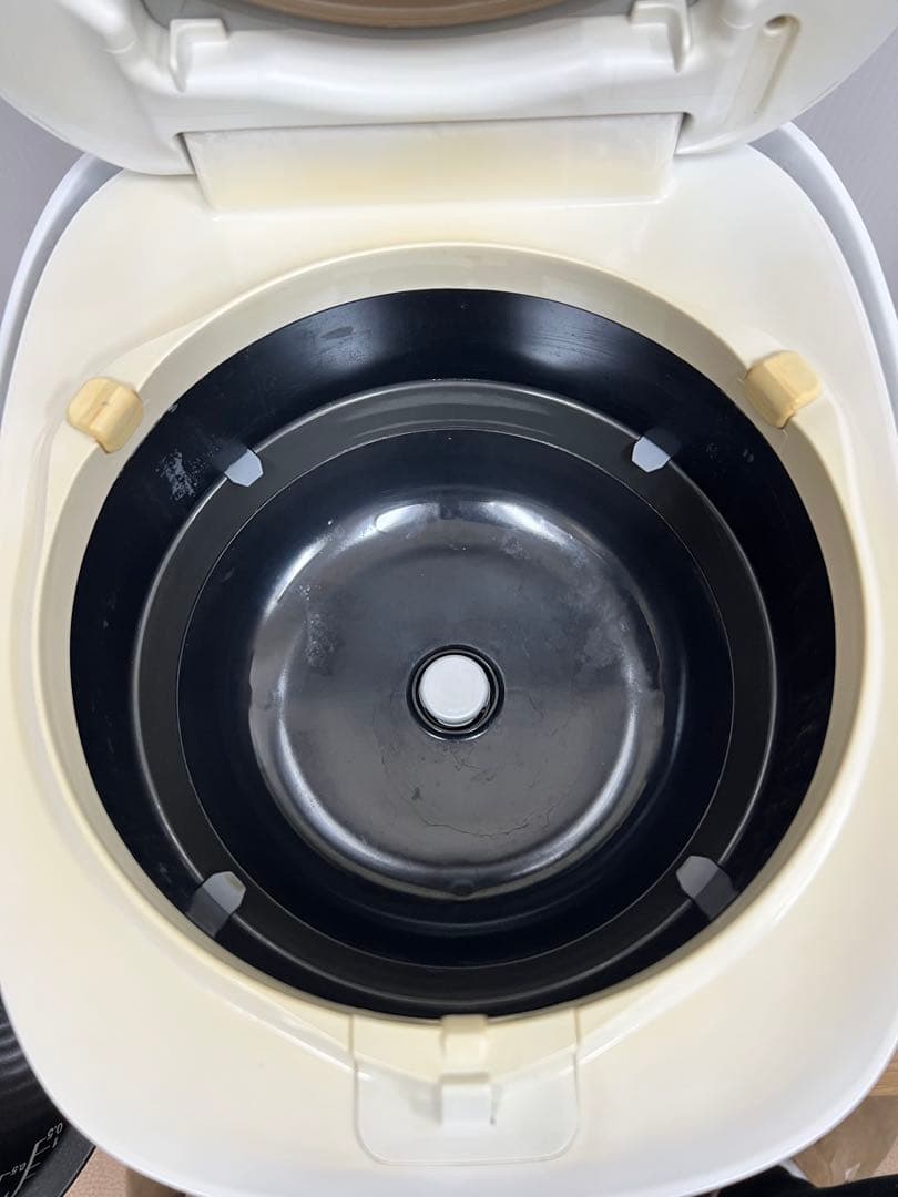 TOSHIBA 東芝 IH炊飯器 RC-10VRK鍛造かまど5.5合 1.0L