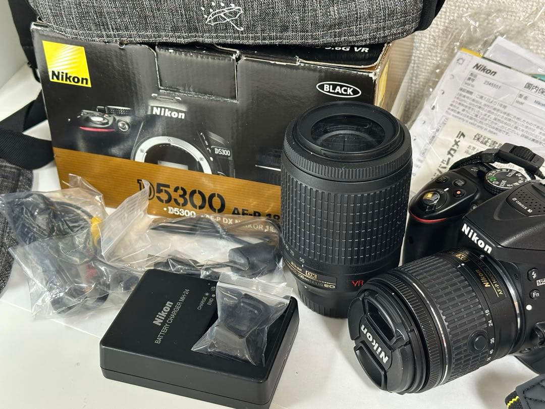 Nikon D5300 デジタル一眼レフ