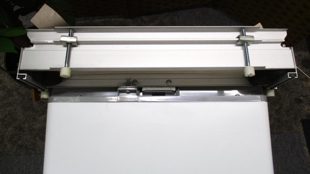 ★美品　長期保証付　2024年　Haier 窓用エアコン JA-18Z★