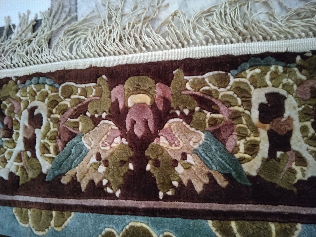 ペルシャ絨毯、装飾的な動物ラグマット