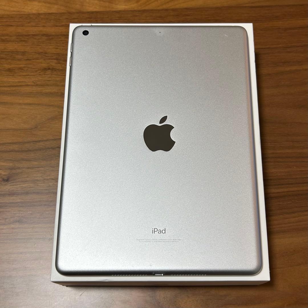 iPad シルバー Wi-Fi 32GB A1822 第5世代