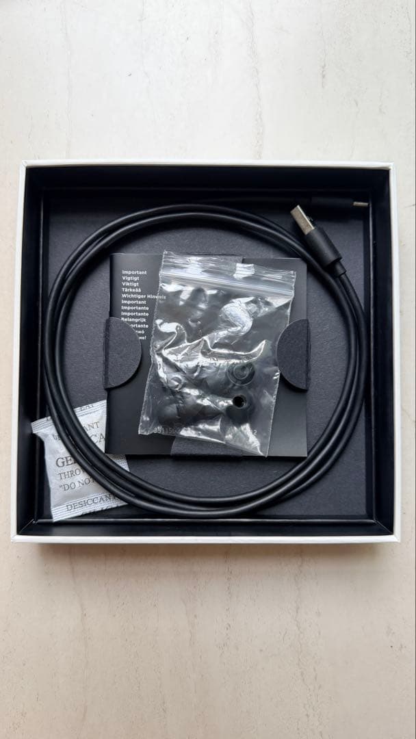 バング アンド オルフセンBeoplay E8 2.0