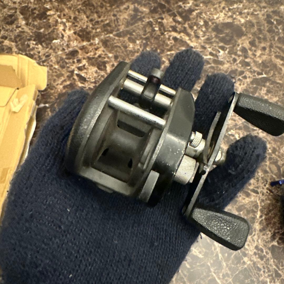 リョービ キャスプロ 400V 右巻き ベイトリール オールドリール