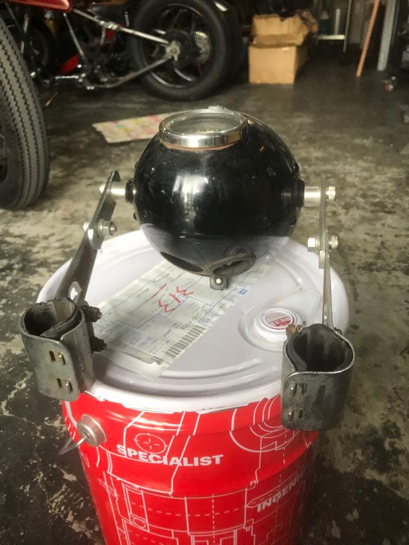 SR400 ヘッドライト　ヘッドライトケース