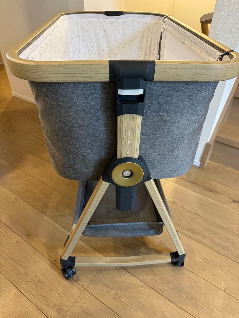 ベビーベッド　HZDMJ