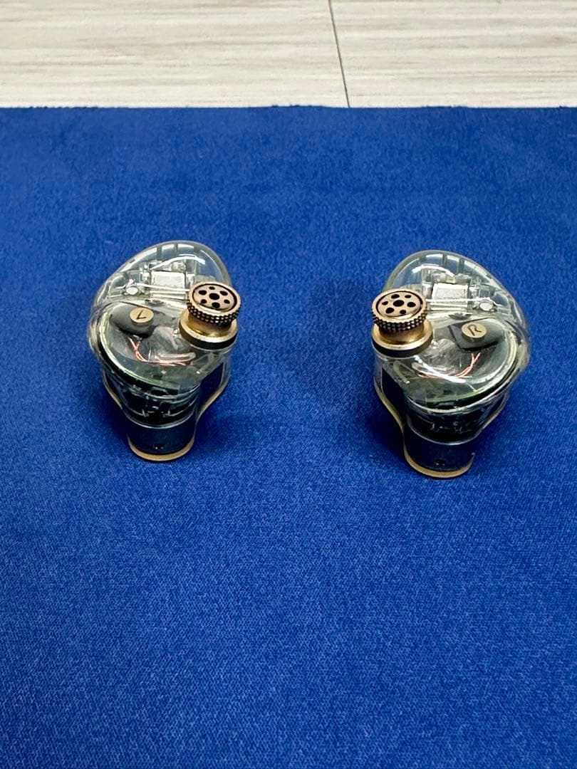 【美品】SOUNDPEATS(サウンドピーツ) H3 ワイヤレスイヤホン