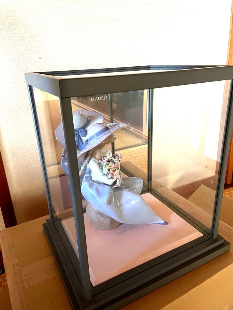 リヤドロ　花の香りにつつまれて　【美品　ケース付き】