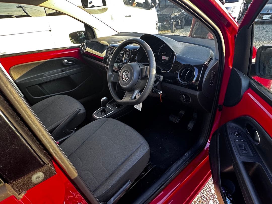 早い者勝ち！Volkswagen up! アップ　大阪　フォルクスワーゲン