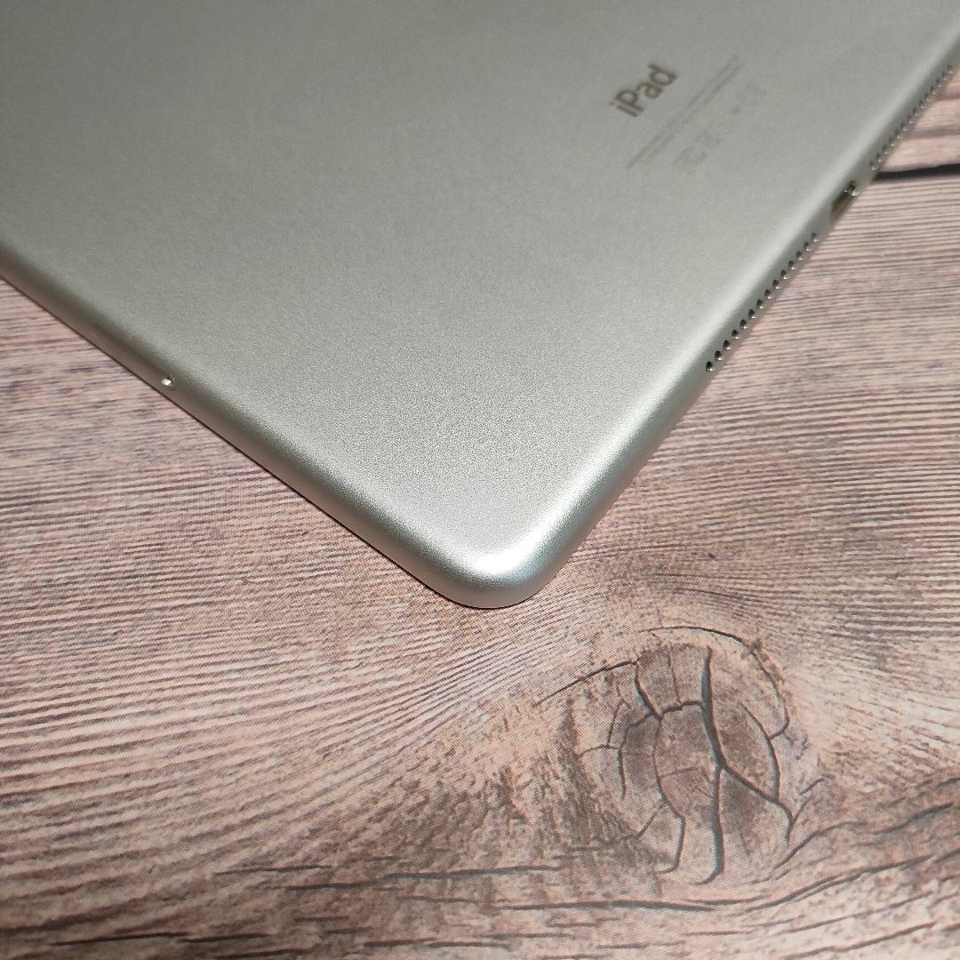 iPad Air2 第2世代 16GB シルバー セルラーモデル 美品