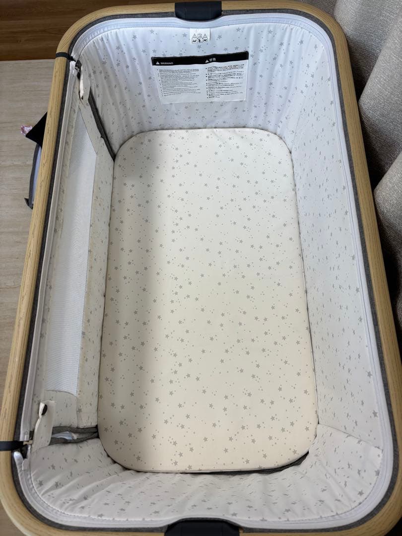 HZDMJ ベビーベッド　付属品完備