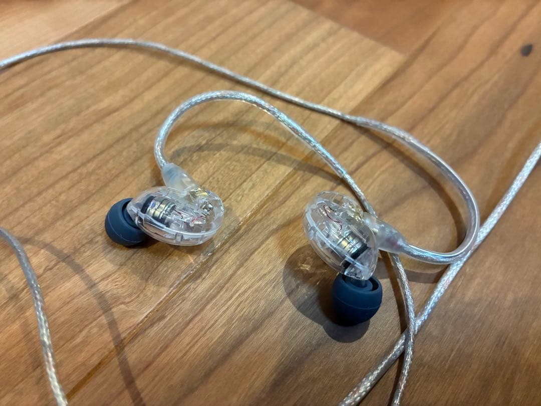 【送料込】SHURE SE215-CL-A 有線イヤホン