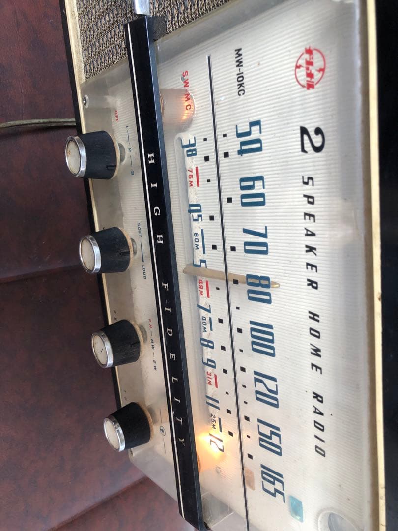 昭和レトロ　真空管　ラジオ　アンティーク(J 1)