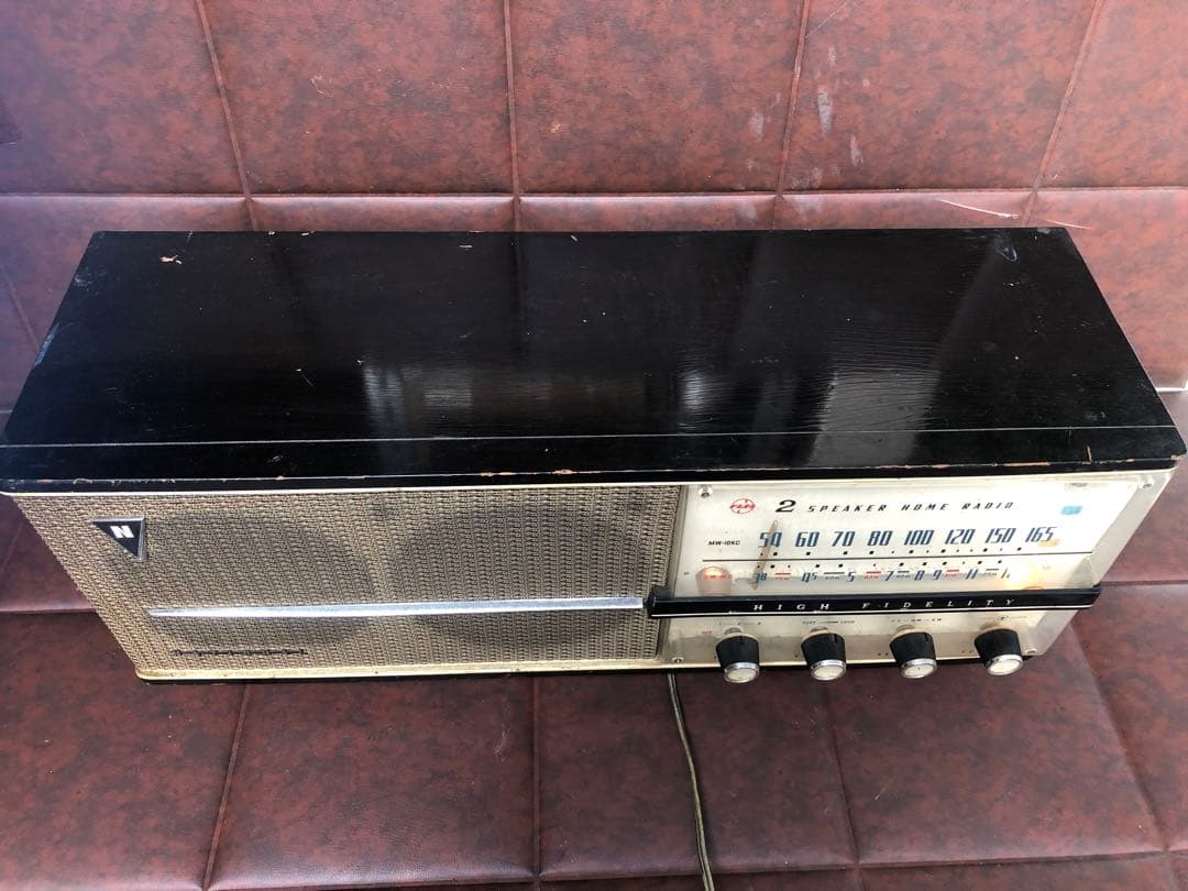 昭和レトロ　真空管　ラジオ　アンティーク(J 1)