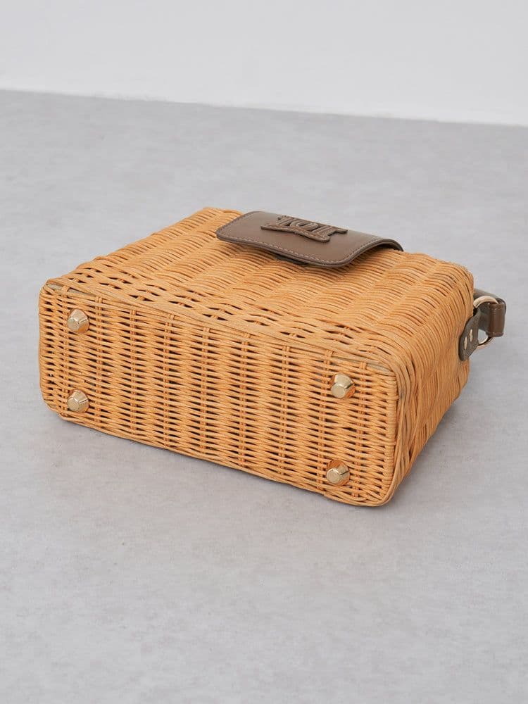 【新品未開封】Darich　大人気希少♡ロゴレザーラタンバッグ　ベージュ　BEG