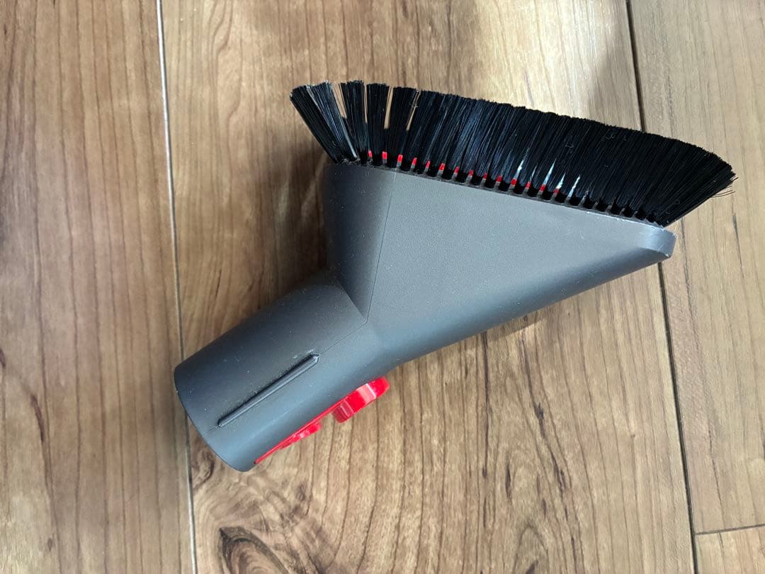 【ジャンク品】Dyson V8 slim fluffy 本体 各種ノズル付き