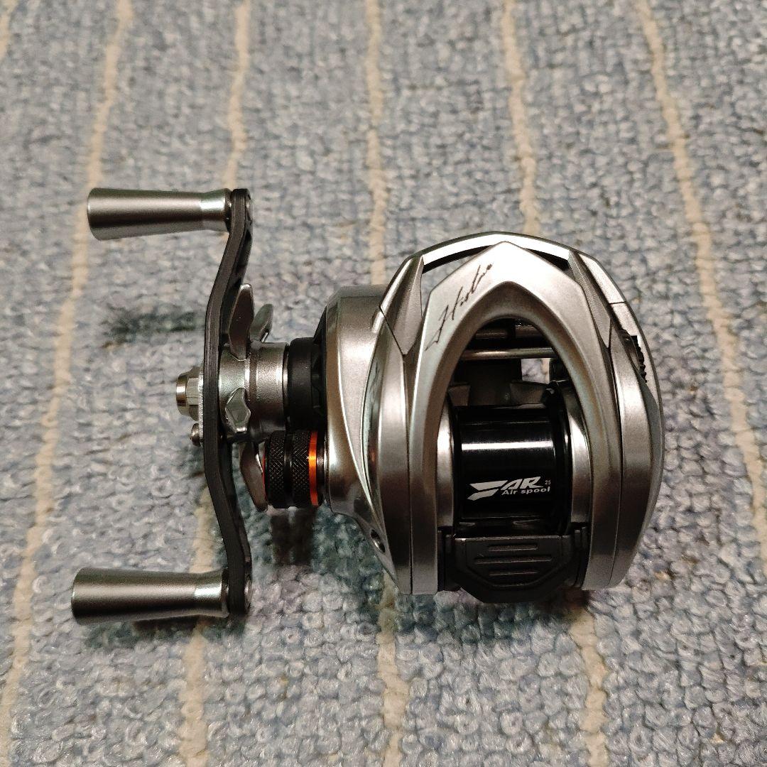 GIU 99 ベイトフィネスリール