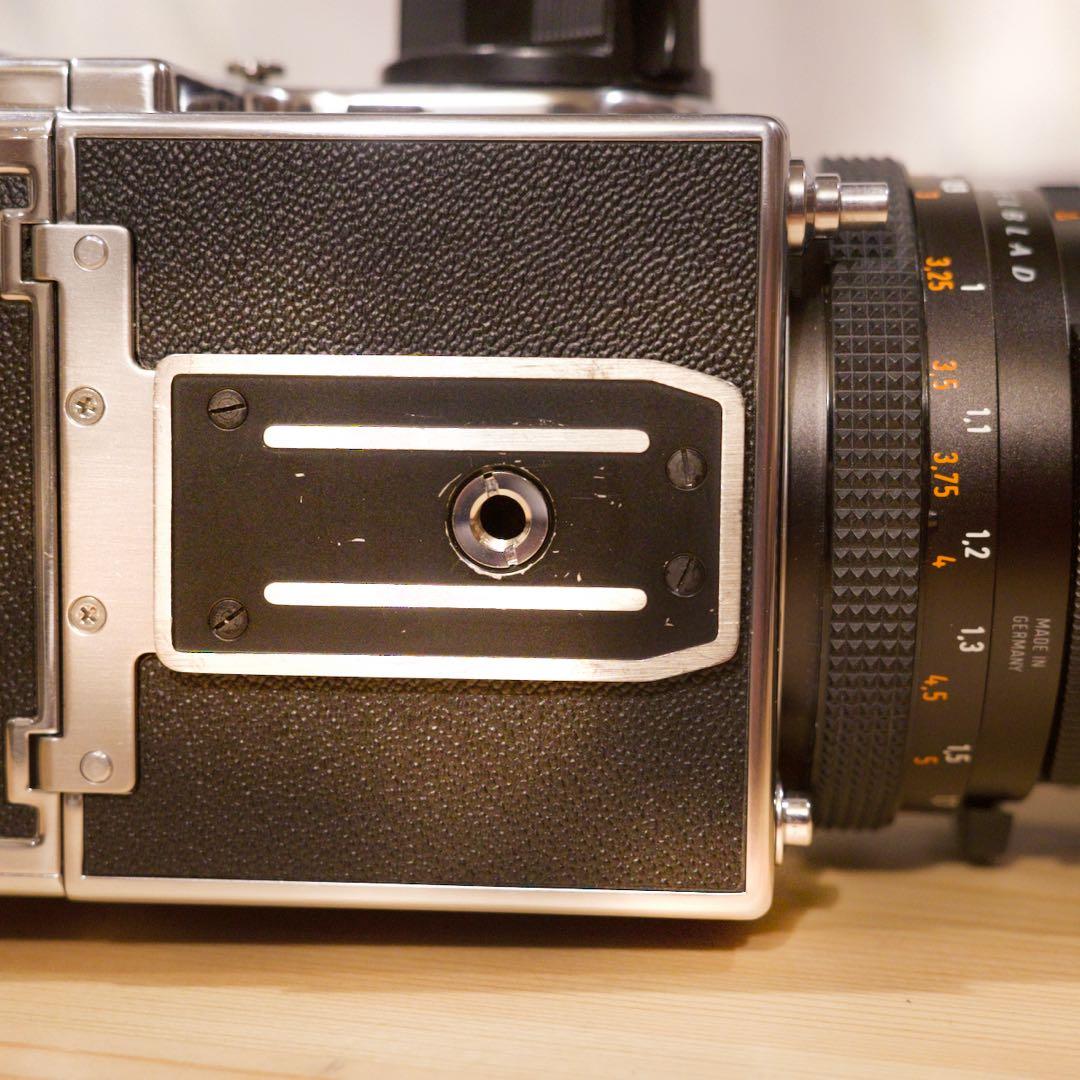 ハッセルブラッド500C/M Planar 2.8/80付き　美品