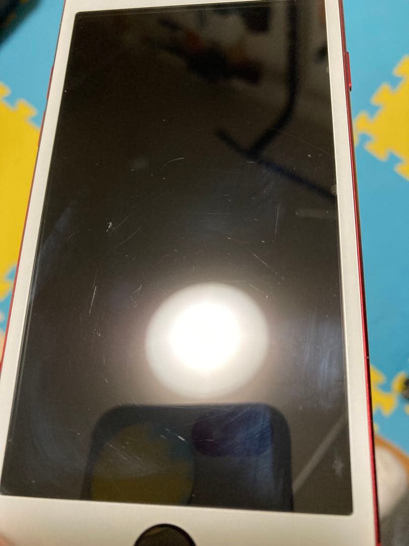 美品完品)iPhoneSE2赤)256GB)SIMフリー)3ヶ月前バッテリー交換