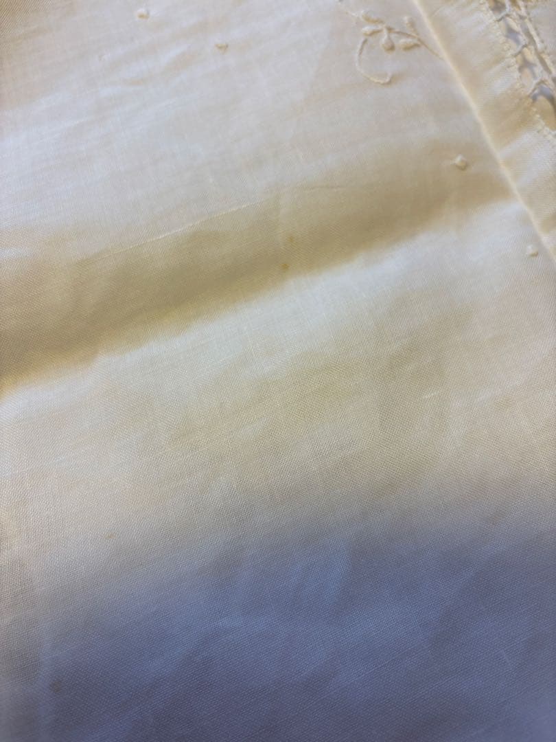 テーブルクロス　白　刺繍　お花　ヴィンテージ