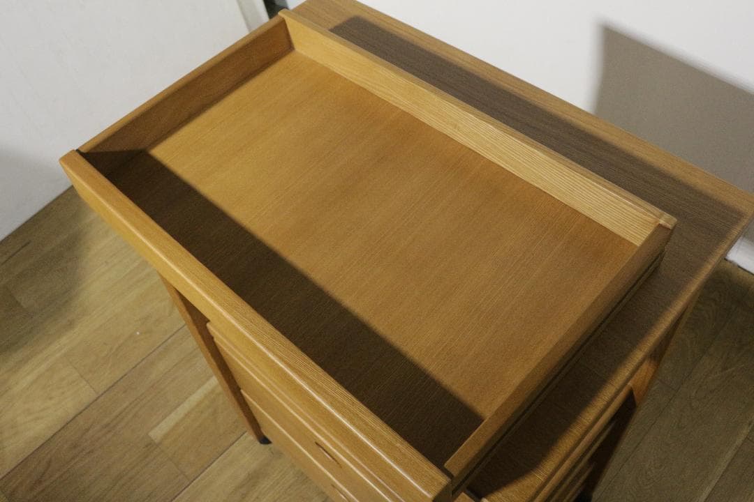 起立木工　サイドテーブル