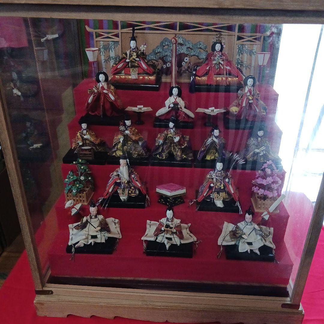 雛飾り　ケース入り