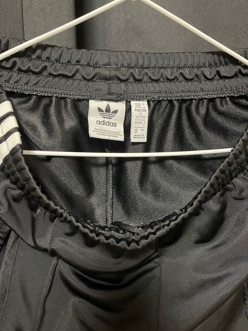 Adidas ORIGINALS 1セットアップ