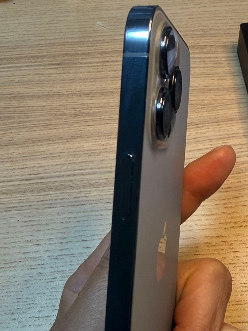 iphone13pro max 512gb SIMフリー UAG付属ケース付属