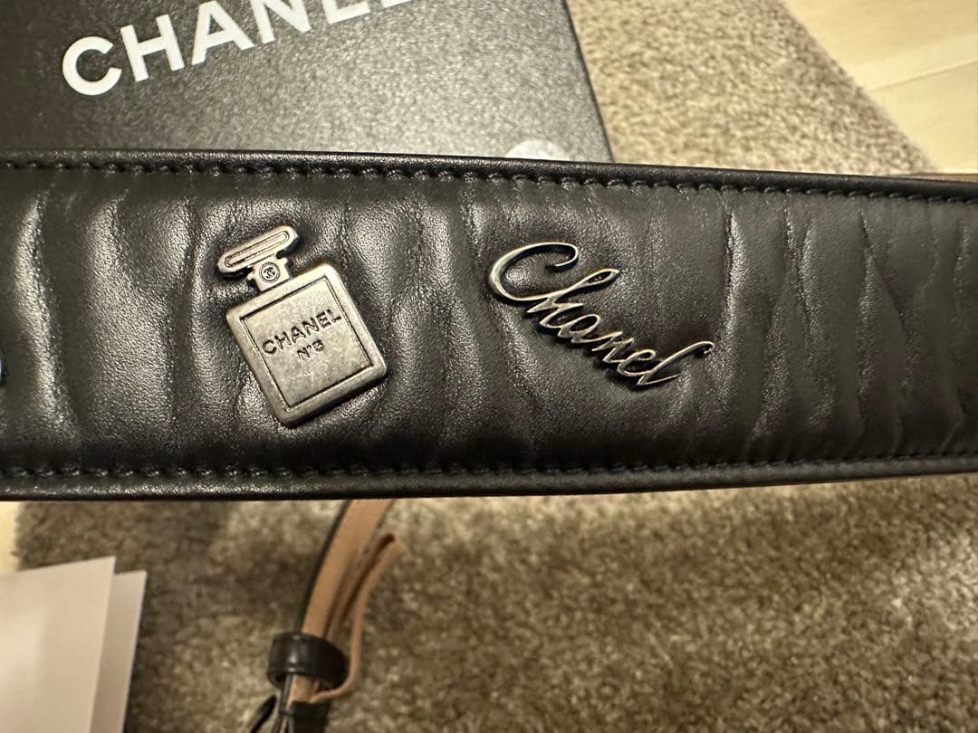 【ほぼ未使用】シャネル ココマーク ベルト カメリア NO.5香水瓶 85/34