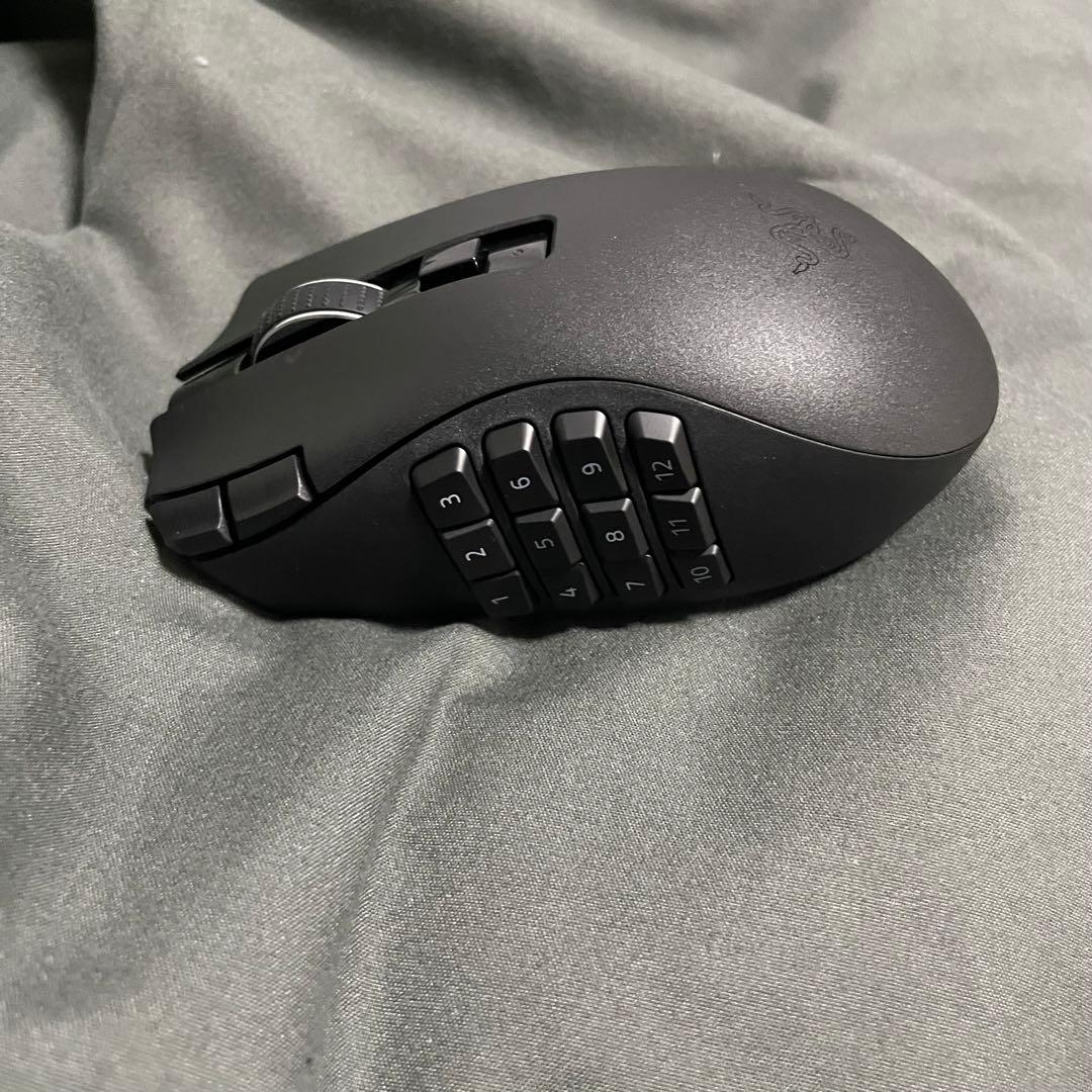 Razer Naga V2 HyperSpeed ワイヤレスマウス
