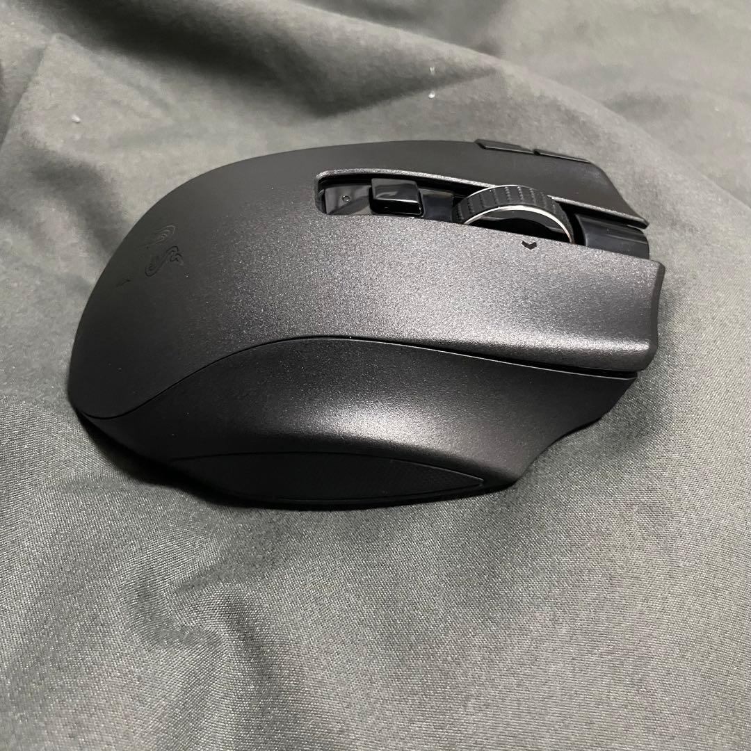 Razer Naga V2 HyperSpeed ワイヤレスマウス