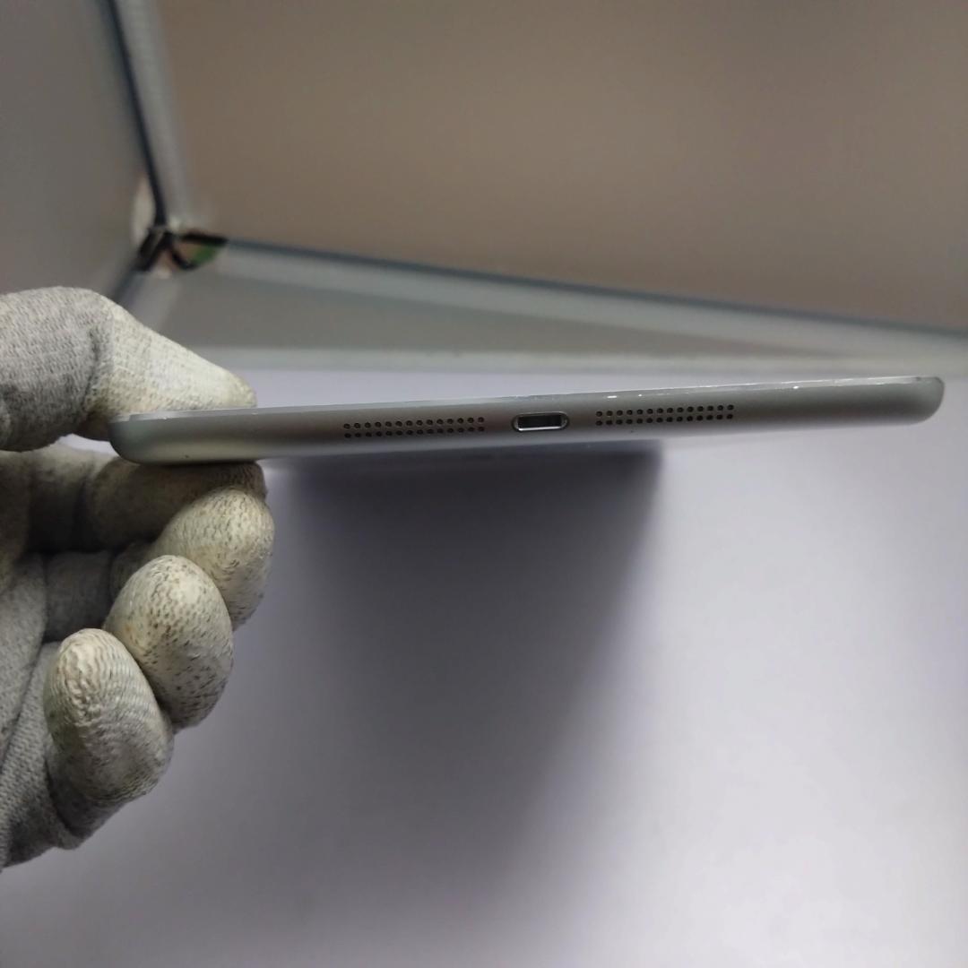 Apple iPad Air2 MGH72J/A　ROM:16GB　動作中古