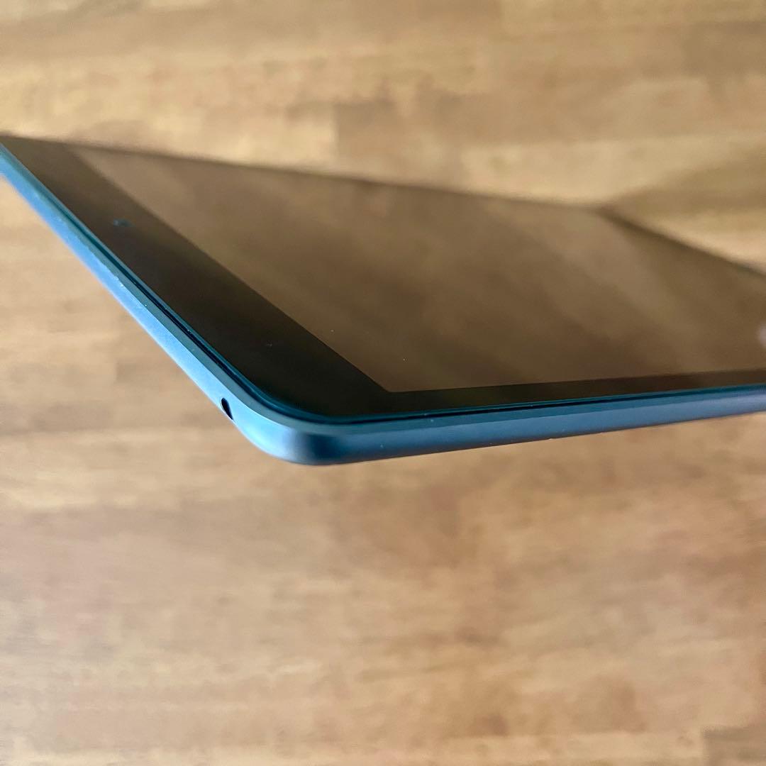 美品 Apple iPad 第7世代 Wi-Fi 32GB スペースグレイ